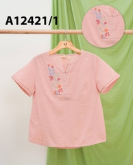 Áo Kiểu Linen Tay Ngắn Thêu Họa Tiết - A12421/1