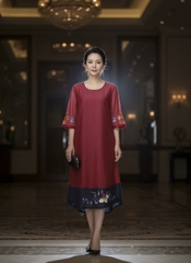 M COLLECTION | Váy Đầm Nữ Trung Niên Tặng Mẹ Cổ Tròn Vải Xốp Cát Thêu Hoa Tay Lỡ Sang Trọng D13445LW01