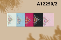 Áo Kiểu Linen Tay Dài Thêu Họa Tiết - A12250/2