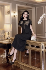 SWANLAKE | Váy Đầm Nữ Maxi Suông Linen Thêu Hoa Tay Hến Có Túi Xẻ Tà Khóa Kéo Tiệc Công Sở D12985LW01