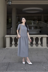 SWANLAKE | Váy Đầm Maxi Nữ Suông Trơn Đính Nút Bọc Tơ Cát Eo Hạ Xếp Ly Cổ Tròn Có Túi Công Sở D12835LW01