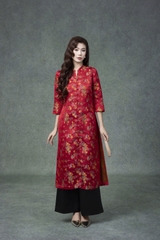 SWANLAKE | Áo Dài Cách Tân Nữ Phom Suông Cổ Chữ V Cài Nút Tay Lỡ Vải Gấm Tafta Hoa Tết L13371LW01