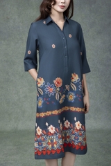 SWANLAKE | Váy Đầm Nữ Midi Tay Lỡ Cổ Sơ Mi Vải Lụa Dày In Hoa Có Túi Công Sở Dạo Phố D13263LW01