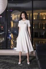 SWANLAKE | Váy Đầm Midi Nữ Phom A Vải Thun Dày Cổ Tròn Tay Ngắn Có Túi Công Sở Đi Tiệc D13379MW01