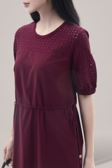 SWANLAKE | Váy Đầm Nữ Maxi Suông Vải Cotton Phối Ren Thêu Hoa Đục Lỗ 2 Lớp Có Túi Dạo Phố D13076LW01