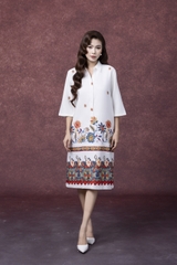 SWANLAKE | Váy Đầm Nữ Midi Tay Lỡ Cổ Sơ Mi Vải Lụa Dày In Hoa Có Túi Công Sở Dạo Phố D13263LW01