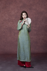 SWANLAKE | Áo Dài Tết Cách Tân Nữ Vải Gấm Cổ Trụ Tay Dài Rộng Dáng Suông Truyền Thống L13330LW01