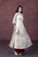 SWANLAKE | Áo Dài Cách Tân Nữ Phom Suông Tà Kép Cổ Trụ Chất Vải Tơ Ép Thêu Hoa Tay Lỡ L13254LW01