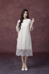 SWANLAKE | Váy Đầm Nữ Midi Suông Vải Phối Ren Thêu Hoa 2 Lớp Cổ Tròn Tay Bí Lỡ Dạo Phố D13351MW01