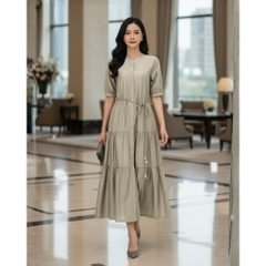 SWANLAKE | Váy Đầm Nữ Maxi Xếp Tầng Vải Tơ Cotton Trơn Cổ Tròn Cài Nút Dây Thắt Eo Công Sở D13042LW01