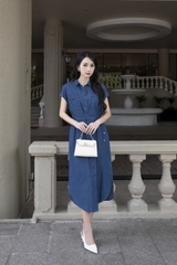 SWANLAKE | Váy Đầm Midi Nữ Sơ Mi Suông Trơn Denim Jean Wash Dây Thắt Eo Túi Hộp Ngực Công Sở D12906LW01