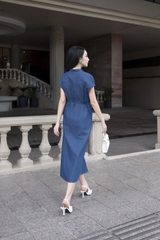 SWANLAKE | Váy Đầm Midi Nữ Sơ Mi Suông Trơn Denim Jean Wash Dây Thắt Eo Túi Hộp Ngực Công Sở D12906LW01