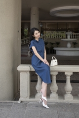 SWANLAKE | Váy Đầm Midi Nữ Sơ Mi Suông Trơn Denim Jean Wash Dây Thắt Eo Túi Hộp Ngực Công Sở D12906LW01