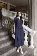 SWANLAKE | Váy Đầm Maxi Nữ Suông Trơn Đính Nút Bọc Tơ Cát Eo Hạ Xếp Ly Cổ Tròn Có Túi Công Sở D12835LW01