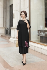 M Collection | Váy Đầm Trung Niên Tặng Mẹ Phom A Hai Lớp Cổ Tròn Tay Lỡ Chất Liệu Xốp Hàn Thêu Hoạ Tiết - D12311LW01