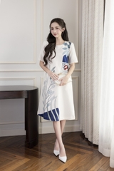 SWANLAKE | Váy Đầm Nữ Phom A Cổ Tròn Tay Ngắn Lụa Dày In Hoa Sang Trọng Đi Tiệc Công Sở D13067LW01
