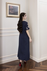 Váy Đầm Nữ Suông Cổ Tròn Vải Lụa Dày Thêu Hoa Nhấn Eo Tay Ngắn Sang Trọng Đi Tiệc D13038LW01