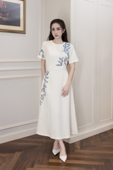 Váy Đầm Nữ Suông Cổ Tròn Vải Lụa Dày Thêu Hoa Nhấn Eo Tay Ngắn Sang Trọng Đi Tiệc D13038LW01