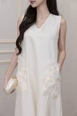 Váy Đầm Nữ Maxi Suông Sát Nách Cổ Tim Lụa Dày Đính Hoa 3D Sang Trọng Đi Tiệc - D12880LW01