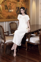 SWANLAKE | Váy Đầm Nữ Maxi Suông Linen Thêu Hoa Tay Hến Có Túi Xẻ Tà Khóa Kéo Tiệc Công Sở D12985LW01