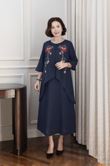 M COLLECTION | Váy Đầm Nữ Trung Niên Tặng Mẹ, Bà Suông Cotton Cát Thêu Hoa Hè Cổ Tròn Tay Lỡ D12978LW01