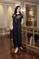 SWANLAKE | Váy Đầm Nữ Maxi Suông Linen Thêu Hoa Tay Hến Có Túi Xẻ Tà Khóa Kéo Tiệc Công Sở D12985LW01