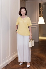 M COLLECTION | Áo Kiểu Nữ Trung Niên Tặng Mẹ Lụa Hàn Phối Ren Lưới Thêu Hoa Cài Nút Tay Ngắn A10955