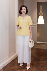 M COLLECTION | Áo Kiểu Nữ Trung Niên Tặng Mẹ Lụa Hàn Phối Ren Lưới Thêu Hoa Cài Nút Tay Ngắn A10955