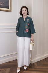 M COLLECTION | Áo Nữ Trung Niên Tặng Mẹ Cổ Trụ Lụa Hàn Cài Nút Tay Lỡ Thoáng Mát Thêu Hoa A13043LW01