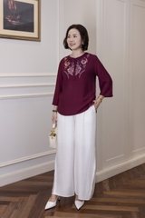 M Collection | Áo Kiểu Trung Niên Tặng Mẹ Cổ Tròn Cài Nút Tay Lỡ Thêu Hoa Chất Vải Lụa Hàn A13107LW01