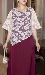 M COLLECTION | Váy Đầm Nữ Trung Niên Tặng Mẹ Cổ Tròn Lụa Mờ Phối Choàng Tơ Thêu Hoa Vạt Chéo D13221LW01