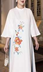 M COLLECTION | Áo Dài Tiệc Trung Niên Tặng Mẹ Mẫu Hương Phom Suông Cổ Trụ Lụa Dày Thêu Hoa L13069LW01