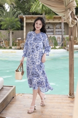 SWANLAKE | Váy Đầm Nữ Midi Suông Lai Bèo Đuôi Cá Tơ Cổ Trụ Cài Nút Du Lịch Biển Hè Tay Dài D12037LW02