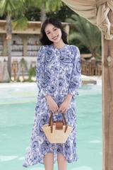 SWANLAKE | Váy Đầm Nữ Midi Suông Lai Bèo Đuôi Cá Tơ Cổ Trụ Cài Nút Du Lịch Biển Hè Tay Dài D12037LW02