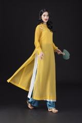 SWANLAKE | Áo Dài Cách Tân Nữ Mộc Tâm Phom Suông Cổ Trụ Tà Kép Chất Vải Xốp Hàn Đính Nút L13122LW01