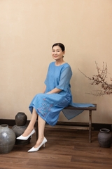 M Collection | Váy Đầm Trung Niên Tặng Mẹ Phom A Hai Lớp Cổ Tròn Tay Lỡ Chất Liệu Xốp Hàn Thêu Hoạ Tiết - D12311LW01