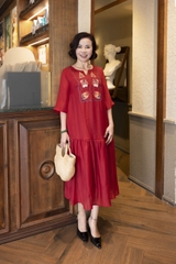 M COLLECTION | Váy Đầm Maxi Đuôi Cá Nữ Trung Niên Tặng Mẹ Tơ Lót Thun Thêu Hoa Tay Lỡ Cổ Trụ D13048LW01