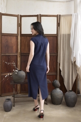 SWANLAKE | Váy Đầm Nữ Maxi Suông Sát Nách Cổ Sơ Mi Vải Linen Thêu Hoa Cao Cấp Đi Tiệc D13272LW01