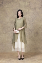 SWANLAKE | Váy Đầm Maxi Suông Nữ Xẻ Tà Tay Lỡ Cổ Tròn Vải Tơ Dập Ly Cao Cấp Đi Tiệc Công Sở D13235LW01