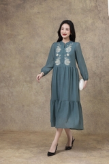 SWANLAKE | Váy Đầm Nữ Suông Đuôi Cá Vải Tơ Thêu Hoa Cao Cấp Tay Dài Cổ V Cài Nút Đi Tiệc D13281LW01