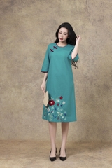 SWANLAKE | Váy Đầm Nữ Midi Suông Cổ Tròn Tay Lỡ Chất Vải Linen Thêu Hoa Cao Cấp Đi Tiệc D13228LW01