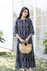SWANLAKE | Váy Đầm Nữ Maxi Suông Vải Cotton Thêu Đục Lỗ Hè Cổ Tròn Tay Ren Lỡ Ống Loe Có Túi D12688LW01