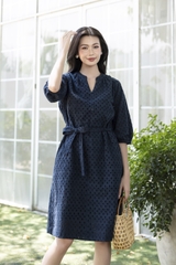 SWANLAKE | Váy Đầm Nữ Suông Cô Trụ Cài Nút Dây Thắt Eo Cotton Thêu Đục Lỗ Tay Bí Lỡ Có Túi D12671LW01