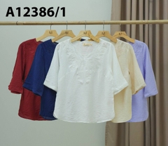 Áo Kiểu Lụa Hàn Tay Lở Thêu Họa Tiết - A12386/1