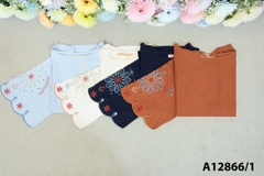 M COLLECTION | Áo Kiểu Nữ Trung Niên Tặng Mẹ Bà Cổ Tròn Tay Lỡ Vải Lụa Ý Thêu Hoa Cao Cấp A12866