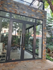 Cửa đi cánh mở nhôm hệ 55 châu âu Aluso