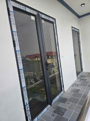Hệ cửa đi và cửa sổ 55 vát cạnh trơn