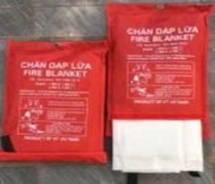 CHĂN DẬP LỬA SỢI THUỶ TINH CHỊU NHIỆT 2Mx2M