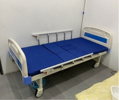 GIƯỜNG BỆNH NHÂN 2 TAY QUAY AKIKO A82 CÓ BÔ VÀ BÀN ĂN