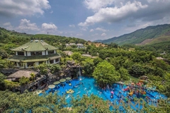 Đà Nẵng - Bà Nà - Cầu Vàng - Sơn Trà - Biển Mỹ Khê - Hội An - Đà Nẵng - Tặng vé Show Ký Ức Hội An